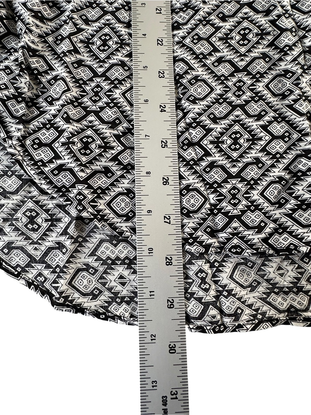 Christopher & Banks XL Black White Geometric Tile Short Sleeve Rayon Top - Picture 4 of 7